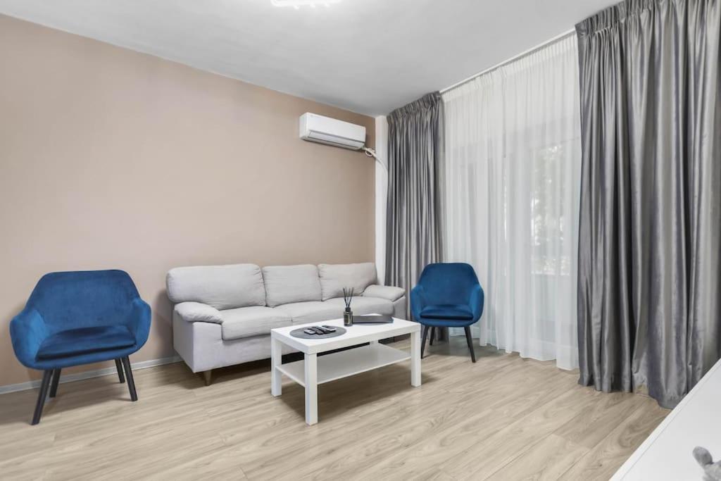 Heart Of Bucharest #Victoriei Apartment Luaran gambar